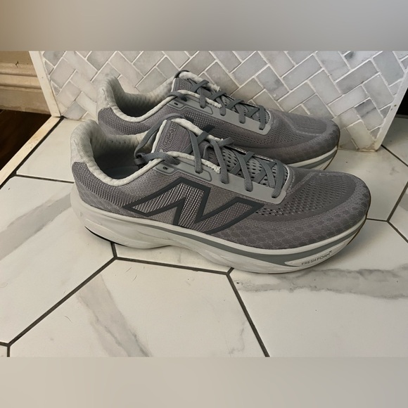 New Balance Gray Mesh Fresh Foam running Shoes